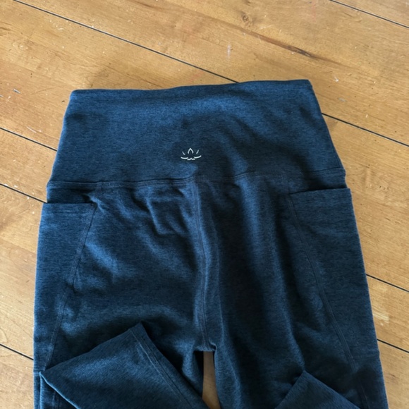 BEYOND YOGA Leggings - Spacedye  - Worn one time- Large - Picture 4 of 9